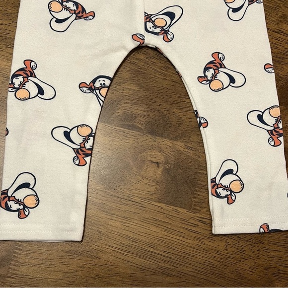 Disney Baby Winnie the Pooh Tigger Pants  6-9 Months - Picture 3 of 6